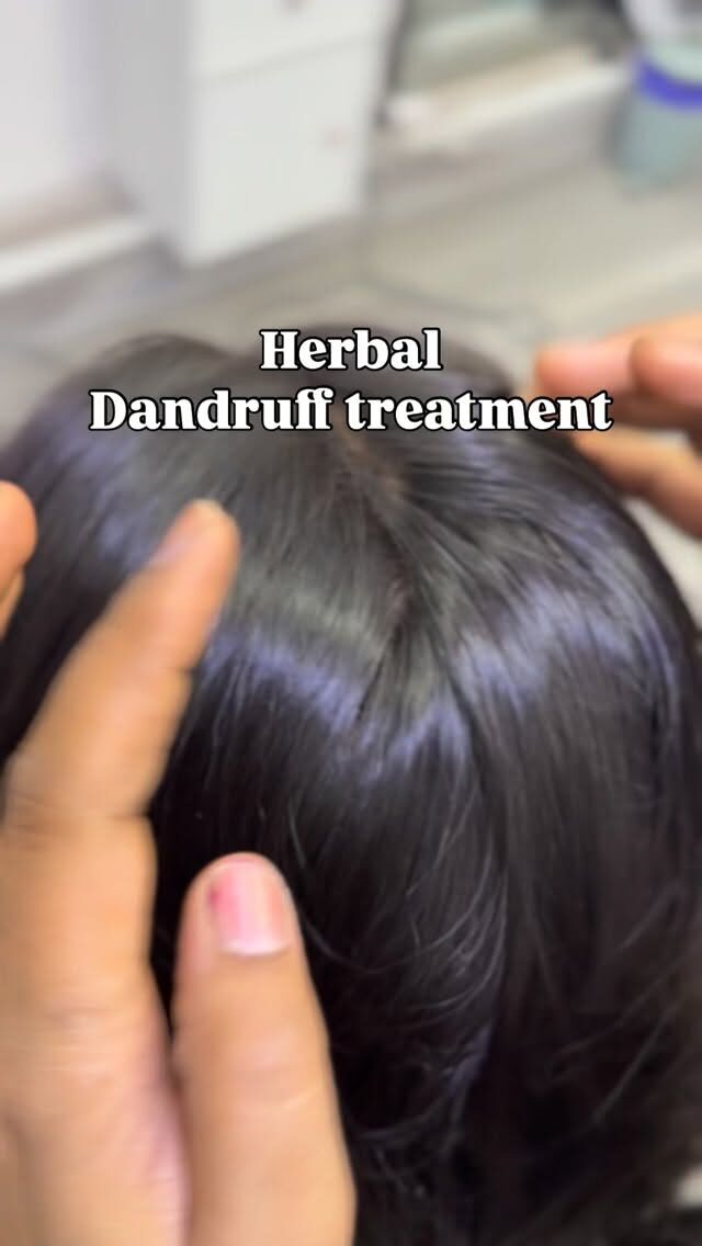 Instagram post from glossnshineladies. This post is in position 1.